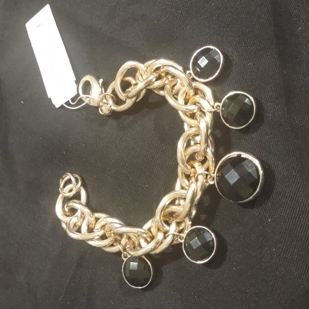SALE WAS $22 NOW $16 WHITE HOUSE BLACK GOLD TONE LINK AND BLACK BEAD BRACELET